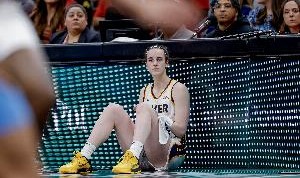 球星的影响力！克拉克赛季报销后WNBA球票均价从89美元跌至62美元