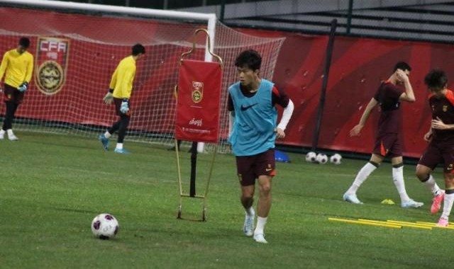 九游体育官网-伊万战日本如何用好国足10号？定位球不能少了他