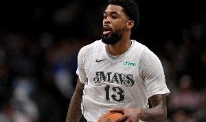 尽情展示！马绍尔近10场场均24.2分7.8板3.8助 真实命中率60.5%